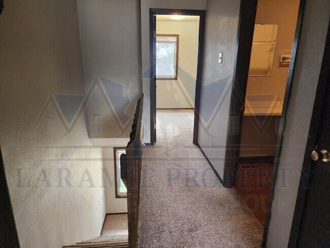 Building Photo - 871 N 8th St