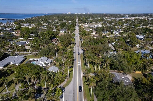 Building Photo - 10461 McGregor Blvd