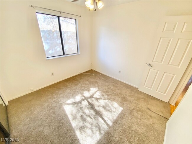 Building Photo - 3237 Ventana Hills Dr