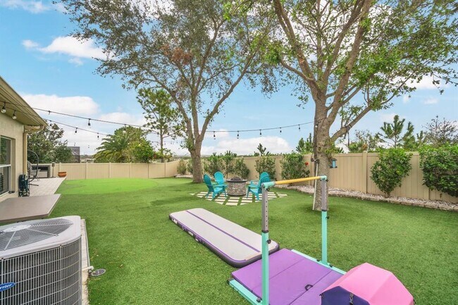 Building Photo - 9420 Ivywood St