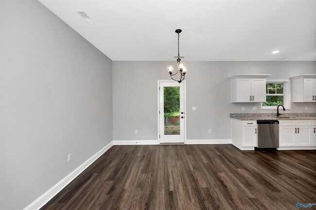 Building Photo - 1711 Golf Club Ln NW