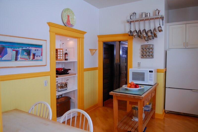 Building Photo - 55 Fair Oaks St