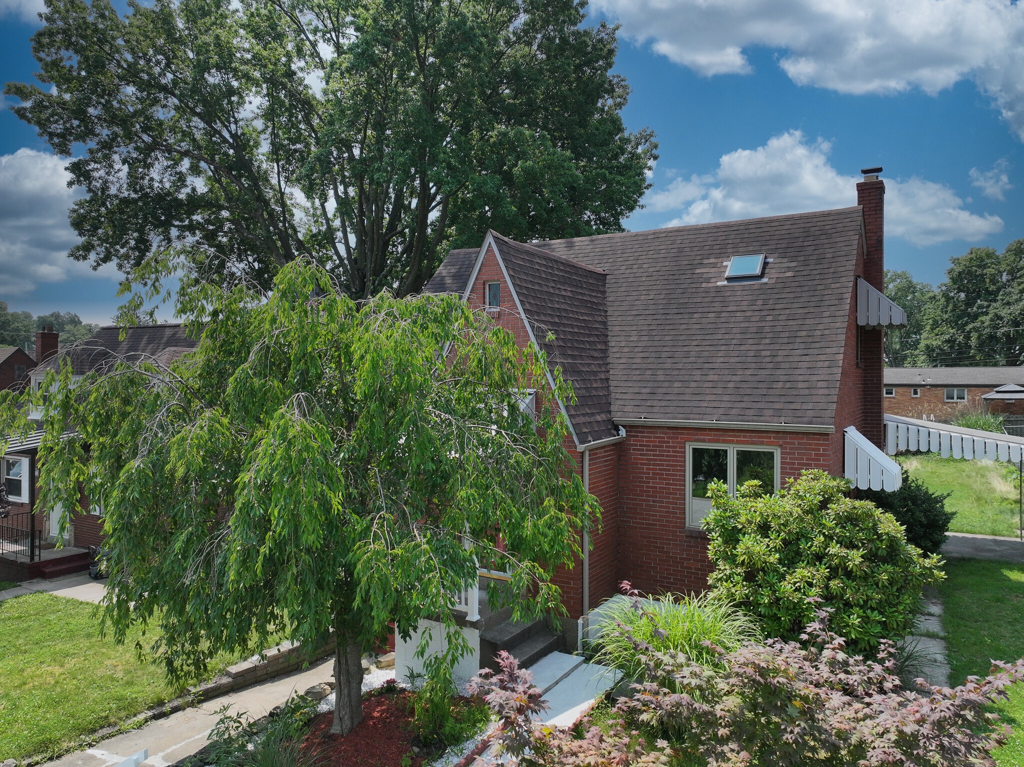 Building Photo - 445 Jenne Dr