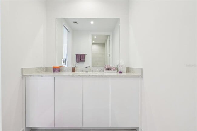 Building Photo - 5120 Marina Wy