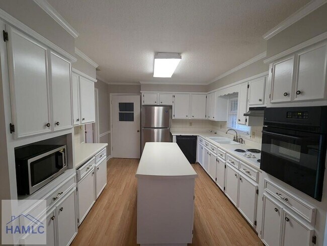 Building Photo - 5448 GA-196