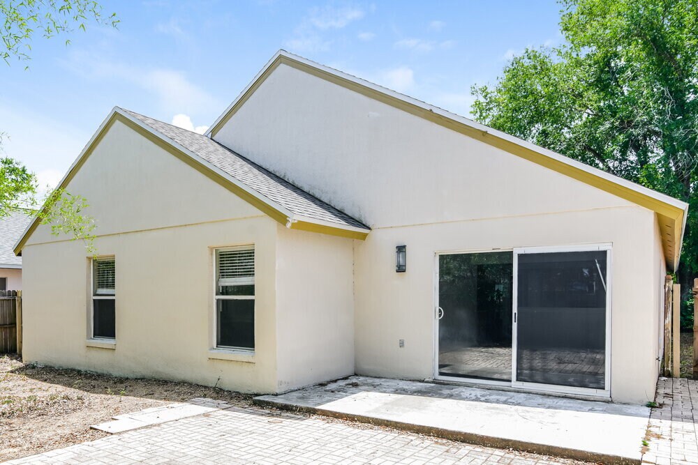 Building Photo - 16329 Coopers Hawk Ave