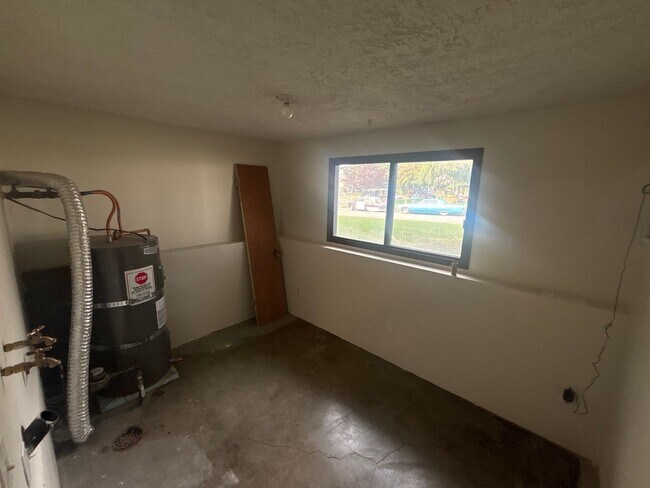 Building Photo - Charming 2 Bed, 2 Bath Home! *SPECIAL: $50...