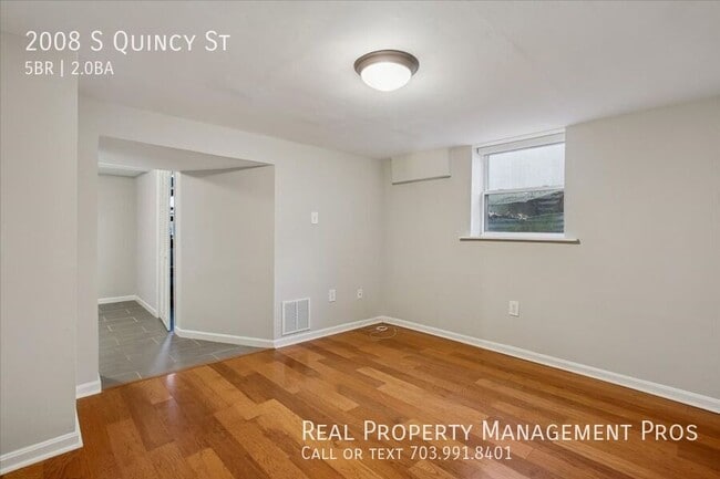 Building Photo - 2008 S Quincy St