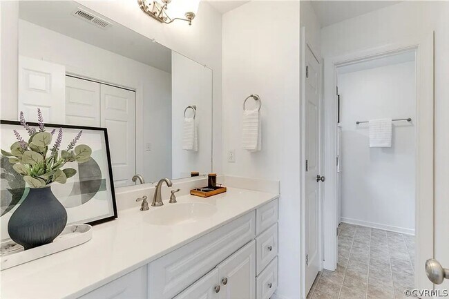 Building Photo - Charming 3BR House in Richmond