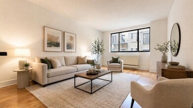 Building Photo - 323 W 96th St