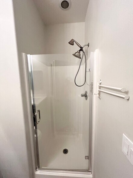 Building Photo - 35232 Tulsi Ct
