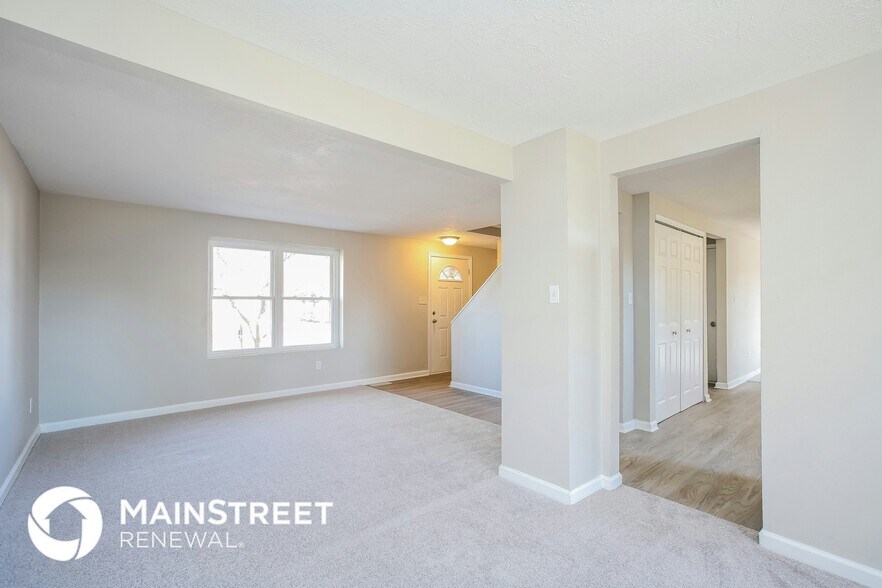 Building Photo - 8715 Timberwood Dr