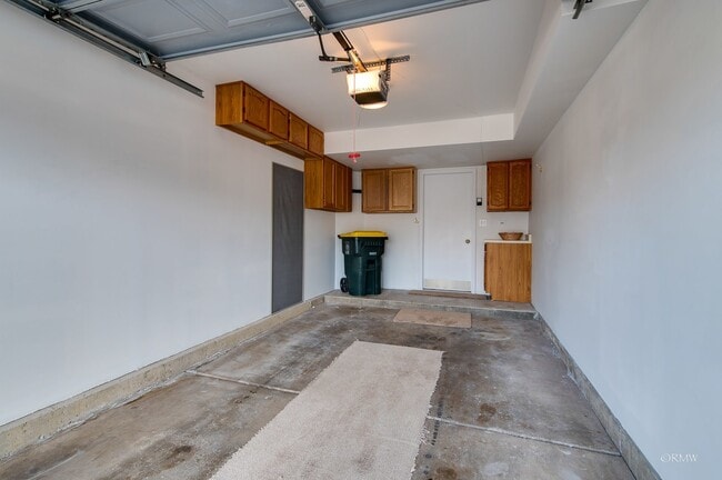 Building Photo - 344 Kildare Ct