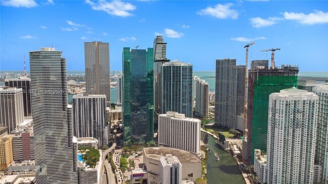 Building Photo - 350 S Miami Ave