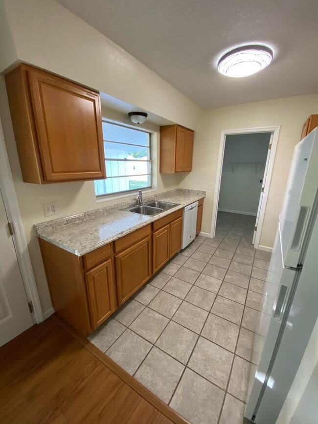Building Photo - 2 Bedrooms 2 baths Orange City