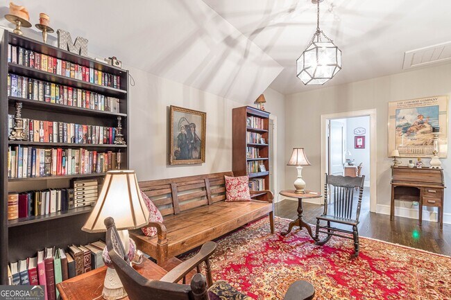 Building Photo - 1878 Cambridge Ave