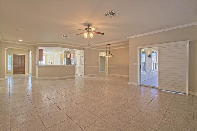 Building Photo - 411 Capote Peak Dr