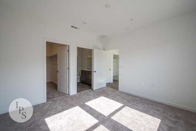 Building Photo - BRAND NEW CUSD Fresno Home, 3BR/2BA - Lots...