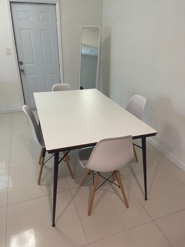 Building Photo - 18 NW 45th St