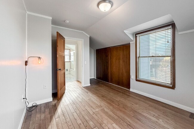 Building Photo - Riverfront 3-Bedroom Historical Richland Home