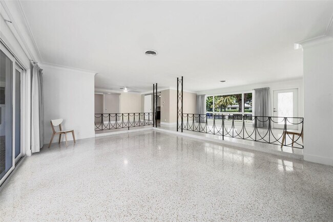 Building Photo - 3140 Calle Largo Dr