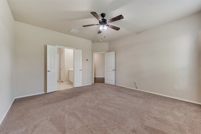 Building Photo - 5610 Stockport Drive