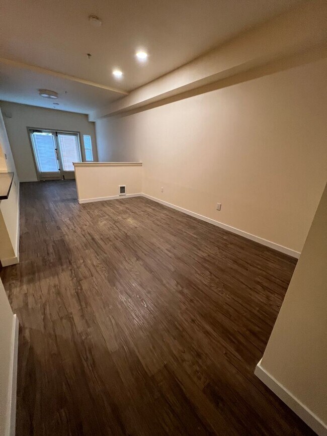 Interior Photo - DAN Daniels Apartments
