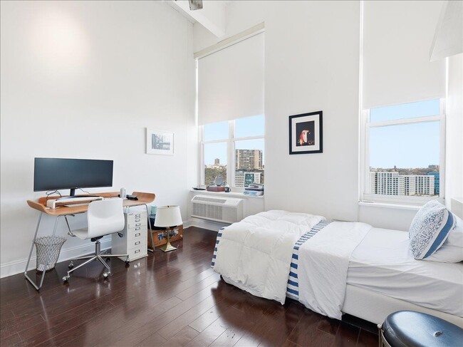 Building Photo - 1500 Washington St