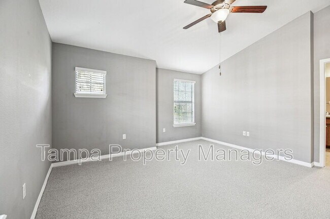 Building Photo - 5704 Kingletsound