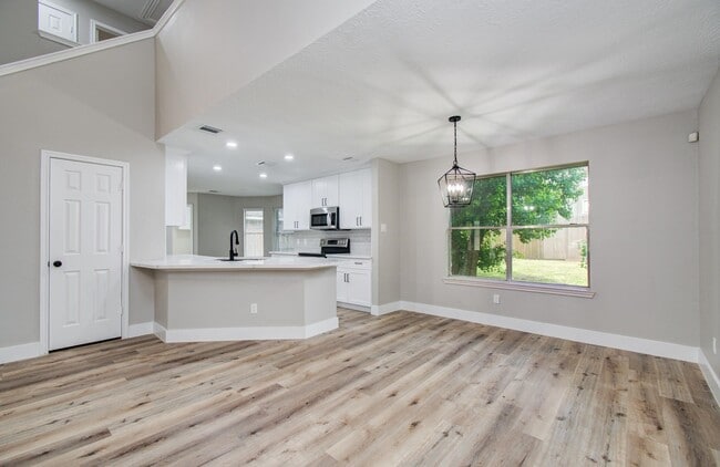 Building Photo - 5238 Timber Quail Dr