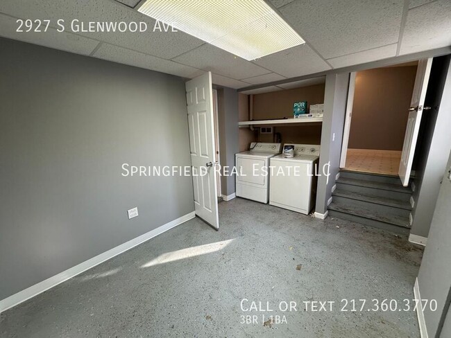 Building Photo - Convenient 3 Bed, 1 Bath Home with Large R...