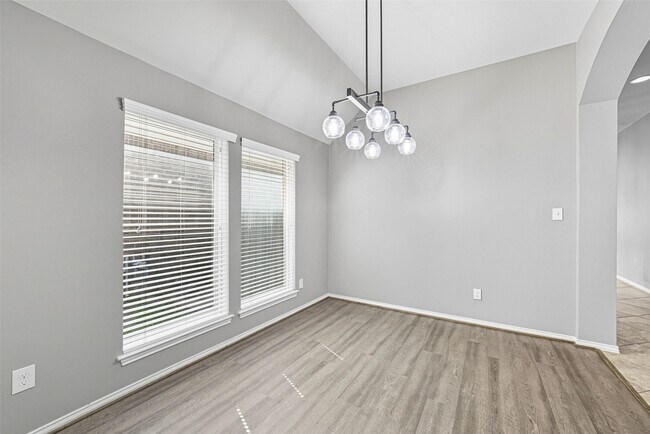 Building Photo - 27119 Postwood Manor Ct