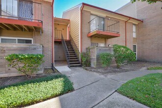 Building Photo - 12955 Woodforest Blvd