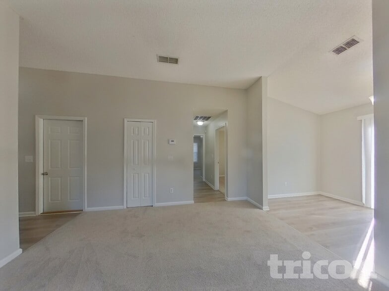 Building Photo - 83151 St Mark Dr