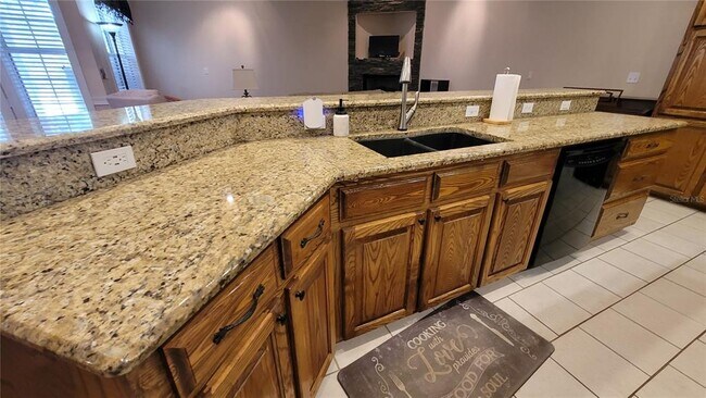 Building Photo - 8762 FL-26