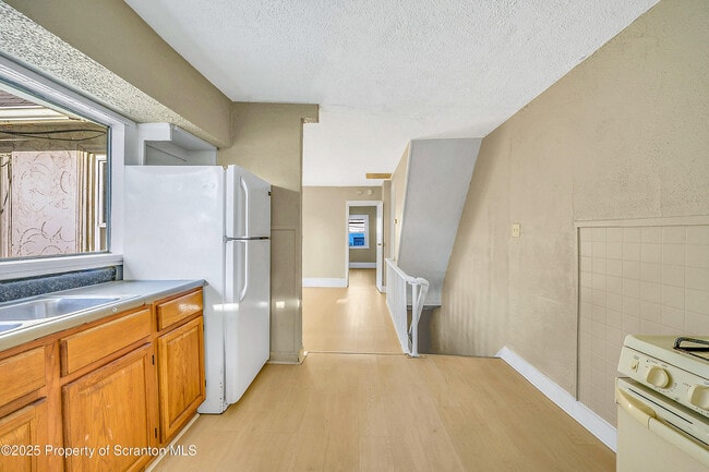 Building Photo - 1007 Washburn St