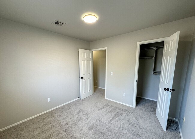 Building Photo - 7030 Elk Canyon Rd