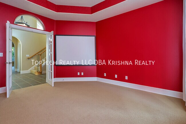 Building Photo - 12649 NW Bayonne Ln