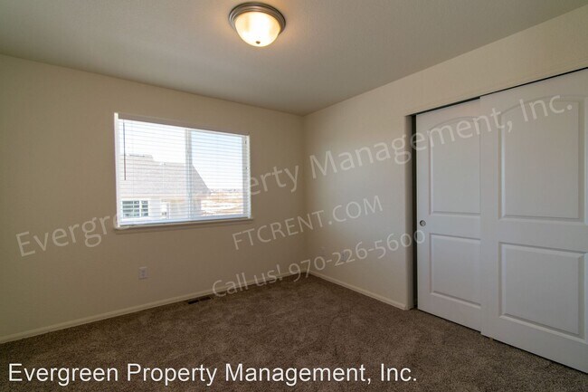 Building Photo - 4 br, 2.5 bath House - 1709 102nd Ave