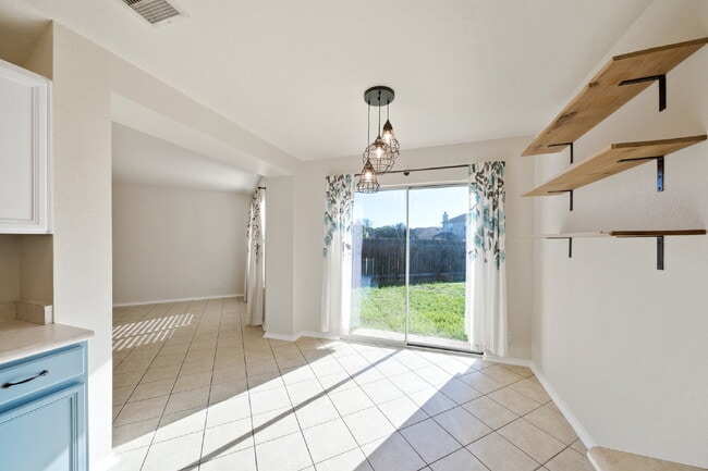 Building Photo - Beautiful 2-Story 4BR in 78254 | Near Alamo Ranch, Shopping & 1604