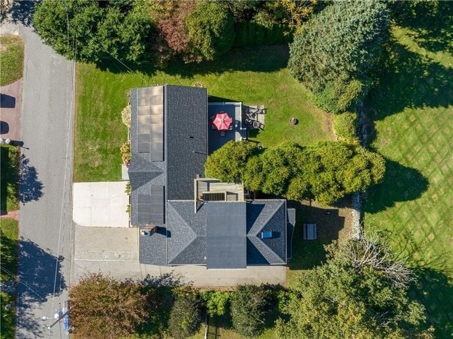 Building Photo - 4 James St