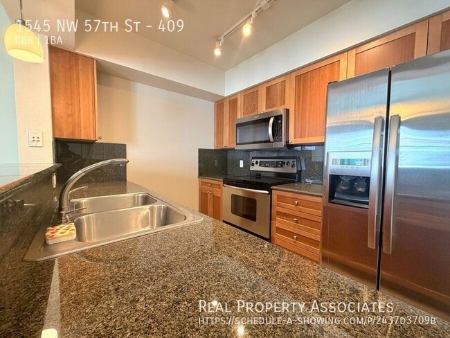 Building Photo - 1545 NW 57th St