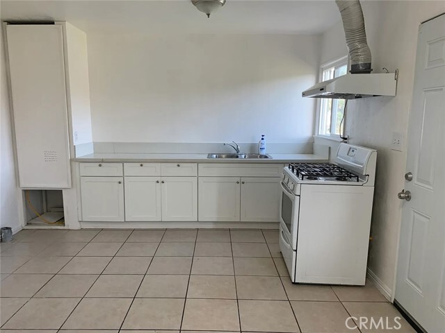 Building Photo - 1818 S San Gabriel Blvd