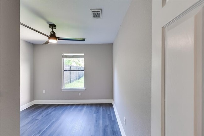 Building Photo - 1143 Orchard Park Cir