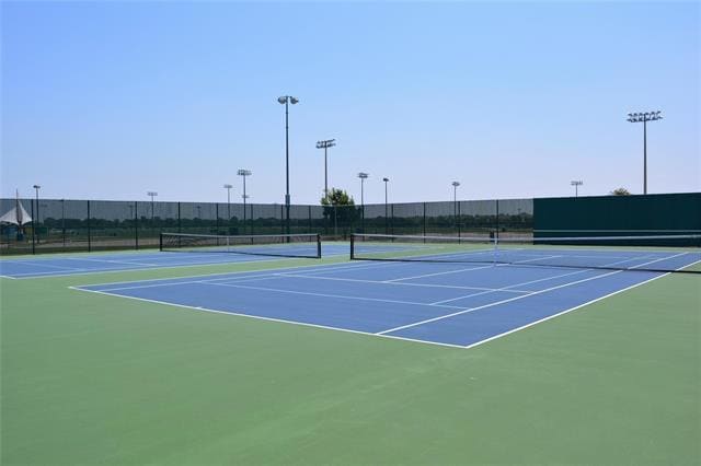 Building Photo - 817 Rushmore Dr