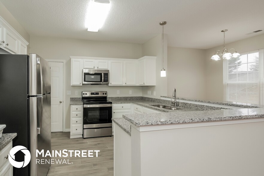 Building Photo - 9231 Atlas Cedar Dr