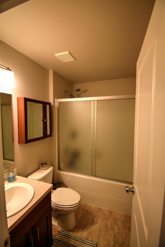 Building Photo - 10620 101st St Ct SW