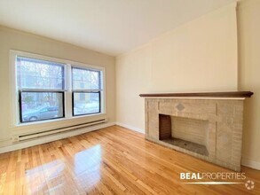 Building Photo - 1 bedroom in EVANSTON IL 60202