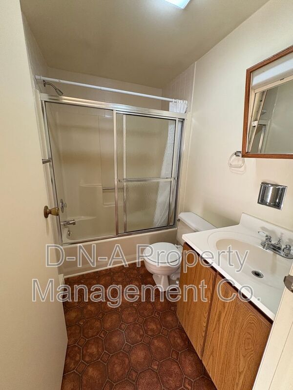 Building Photo - 111 Lenox Ave