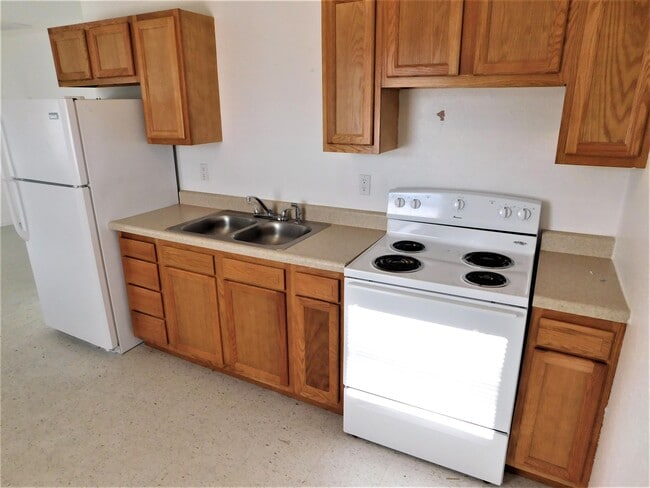 Building Photo - 102 Bailey Meadows
